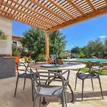 Stunning Home In Trabia